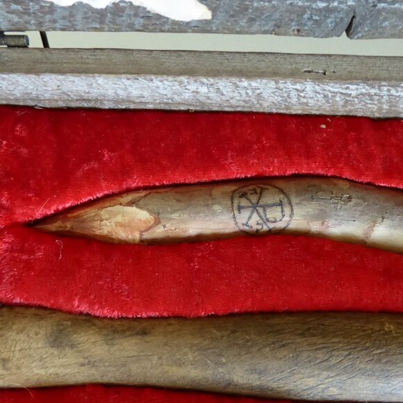 OOAK NEW HORROR VAMPIRE DRACULA KILLING SLAYING KIT PROP SUITCASE GAFF ODDITY - Picture 5 of 15